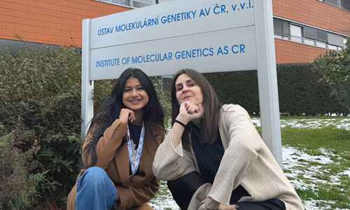 In front of the IMG with a colleague from the Laboratory of Haematooncology