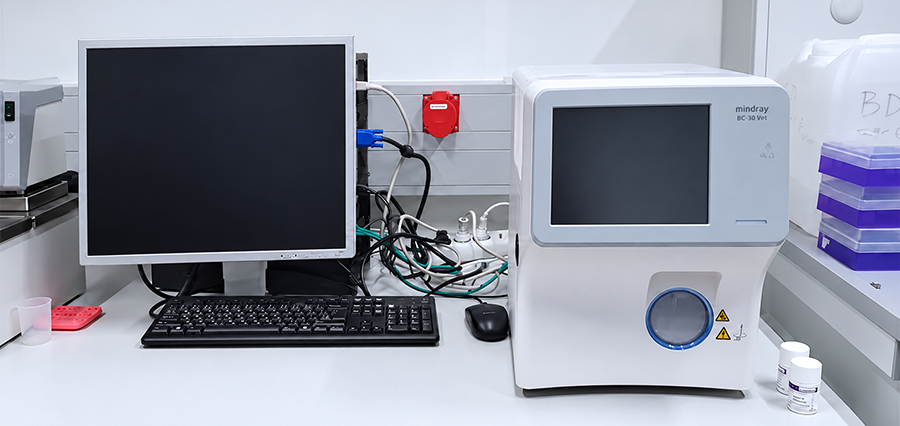 BC-30 Vet analyzer