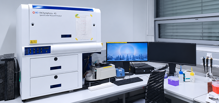 FACSymphony flow cytometer